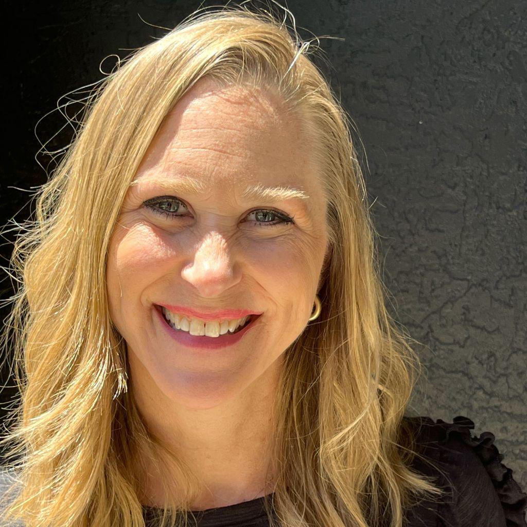 photo of Claire Barker