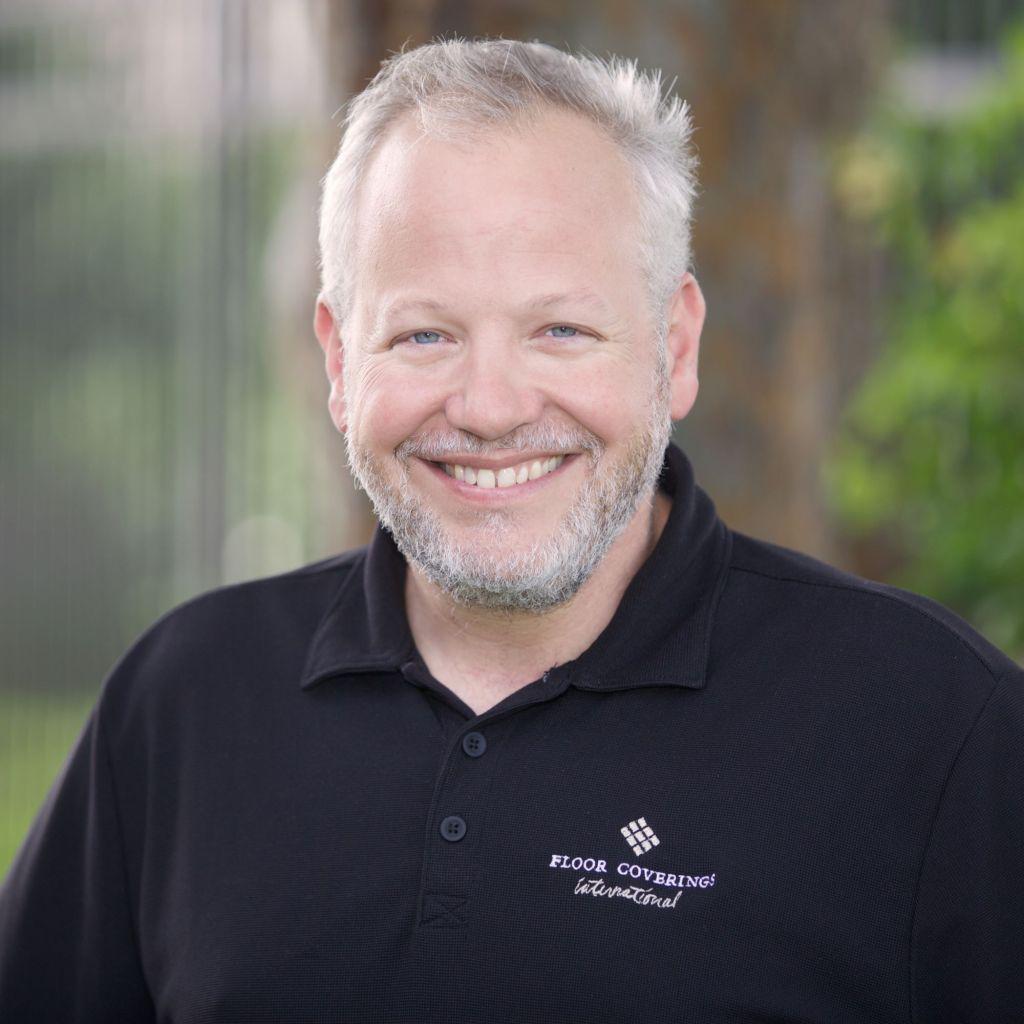 photo of Brett Ostroff